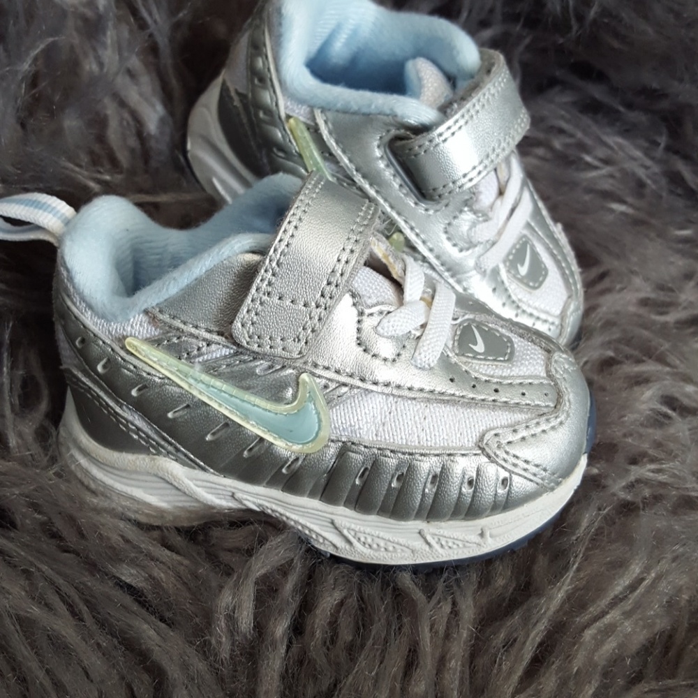 Nike Silver & Baby Blue